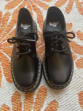 Dr. Martens 1461 Quad platform shoes Men’s size 6